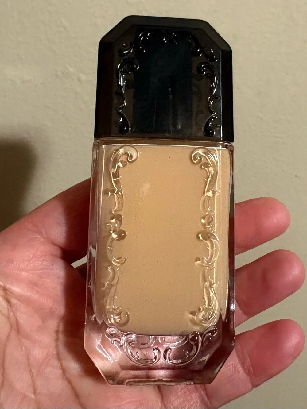 Vegan Beauty Light Beige Liquid Foundation - TAN 057 Natural Beige Brand New.